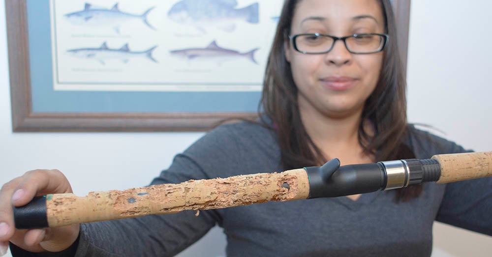 4 simple steps to restore the cork handle on a fishing rod